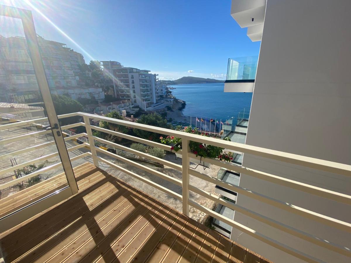 Apartamente Berti'S Garden Sarandë Exterior foto