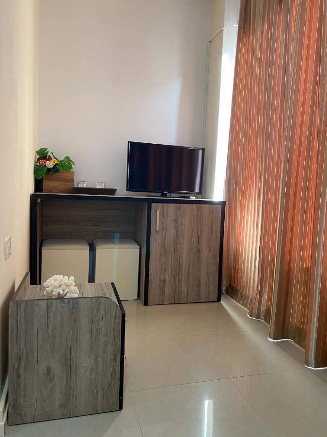 Apartamente Berti'S Garden Sarandë Exterior foto