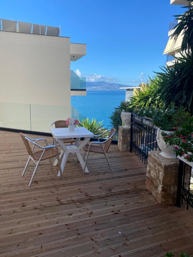 Apartamente Berti'S Garden Sarandë Exterior foto