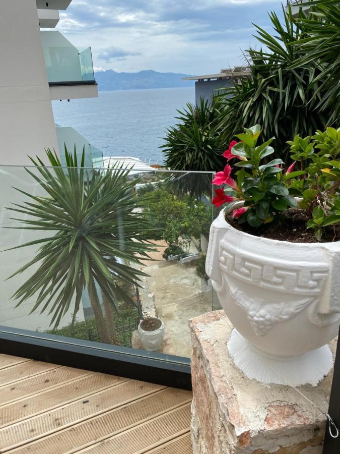 Apartamente Berti'S Garden Sarandë Exterior foto