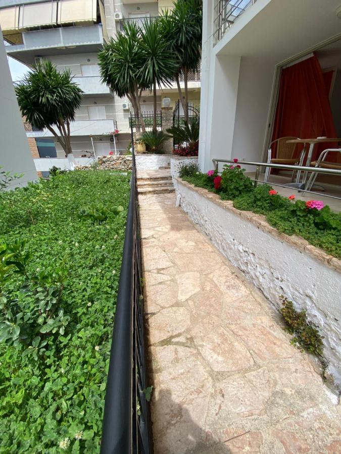 Apartamente Berti'S Garden Sarandë Exterior foto